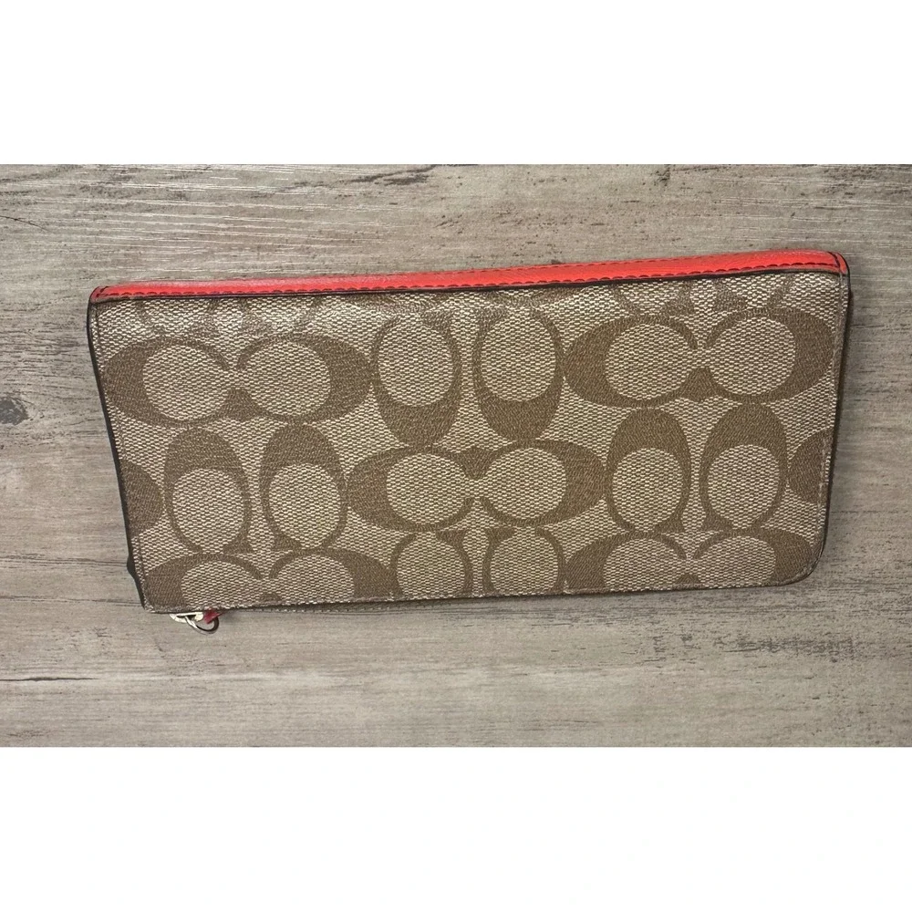COACH Peyton SIGNATURE C Khaki Pink Salmon Trim ACCORDION ‎ Zipper WALLET CLUTCH